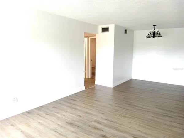 $1,450 | 2359 Finlandia Lane, Unit 65, Clearwater, FL 33763