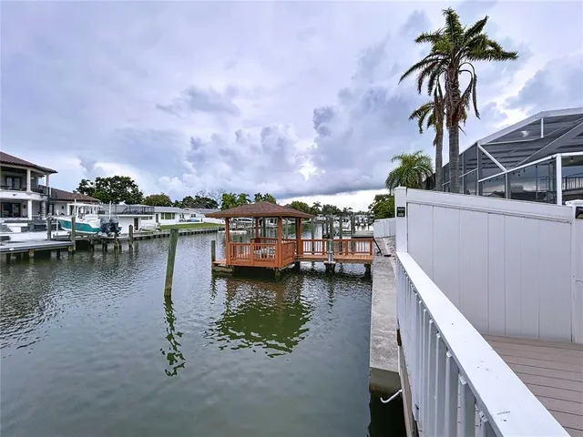 $955,000 | 3912 Fontainebleau Drive, Tampa, FL 33634