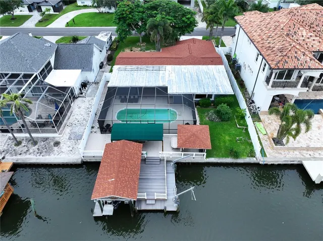 $955,000 | 3912 Fontainebleau Drive, Tampa, FL 33634