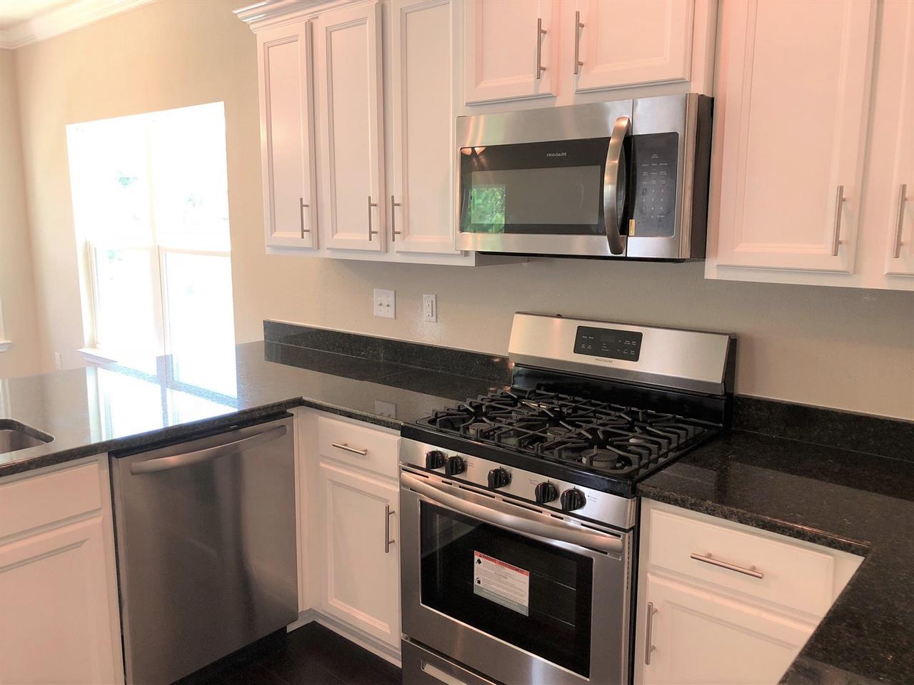 23927 Cottage Loop Orange Beach, AL 36561 - Photo 7 of 24