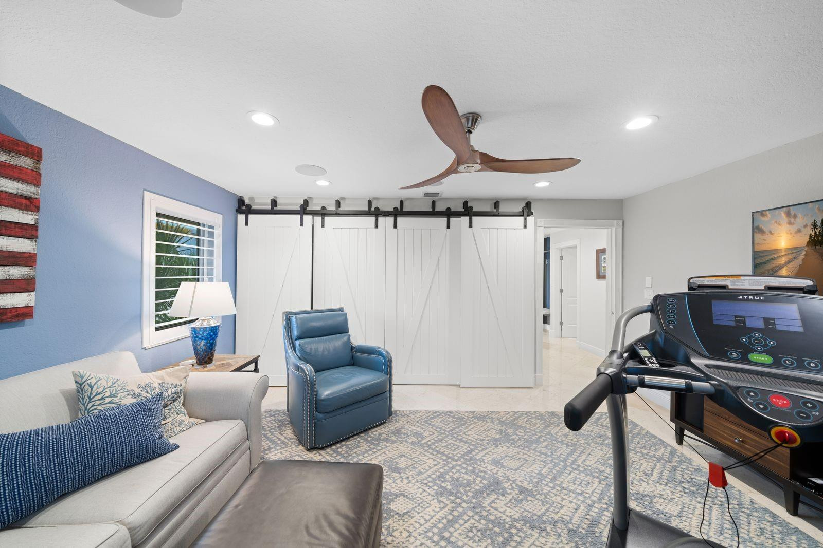 2341 Northeast 48th Court Lighthouse Point, FL 33064 - Photo 19 of 87 Photo 19