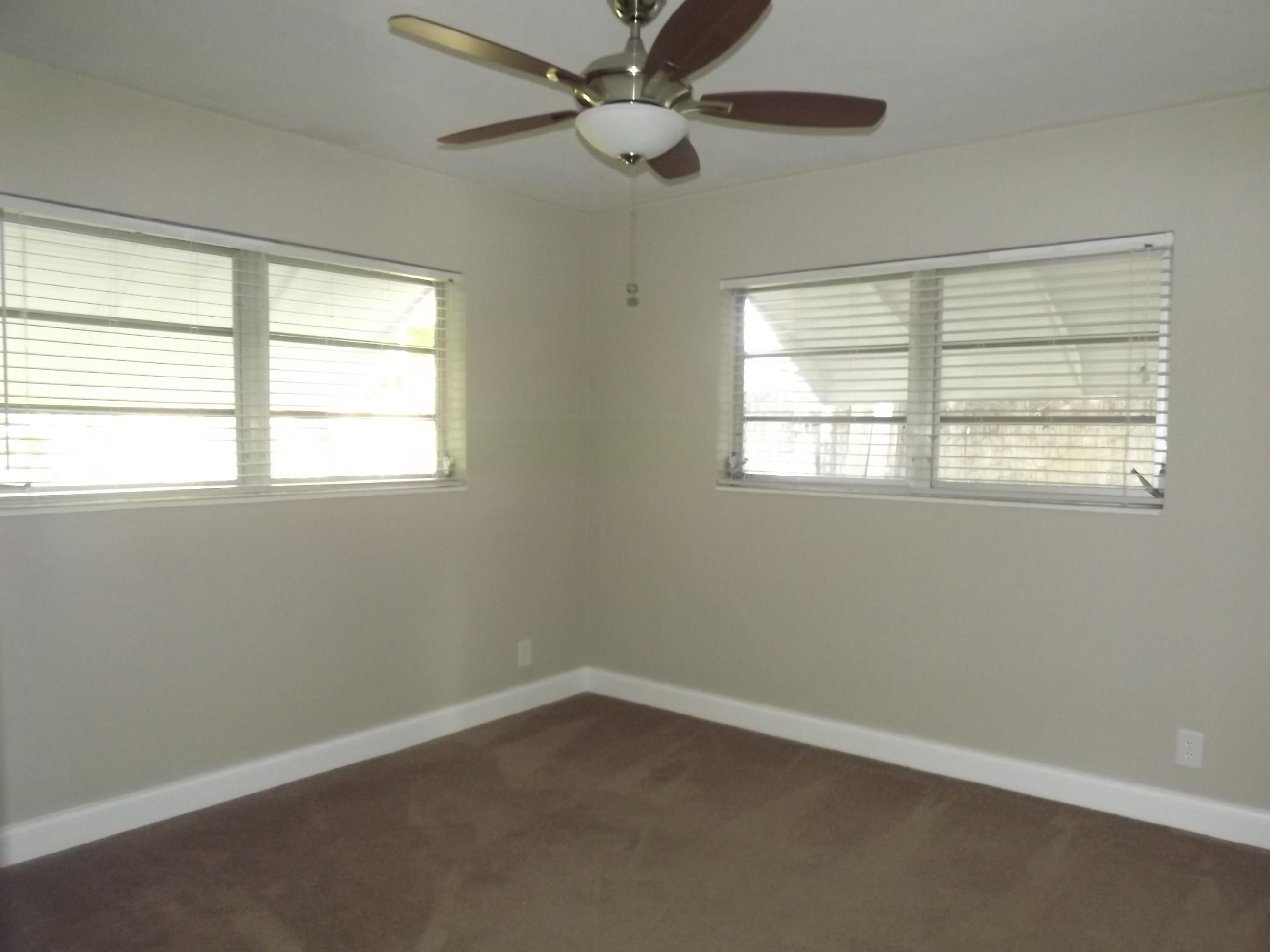 377 Northeast 24th Street Boca Raton, FL 33431 - Photo 12 of 20 GUEST BEDROOM
