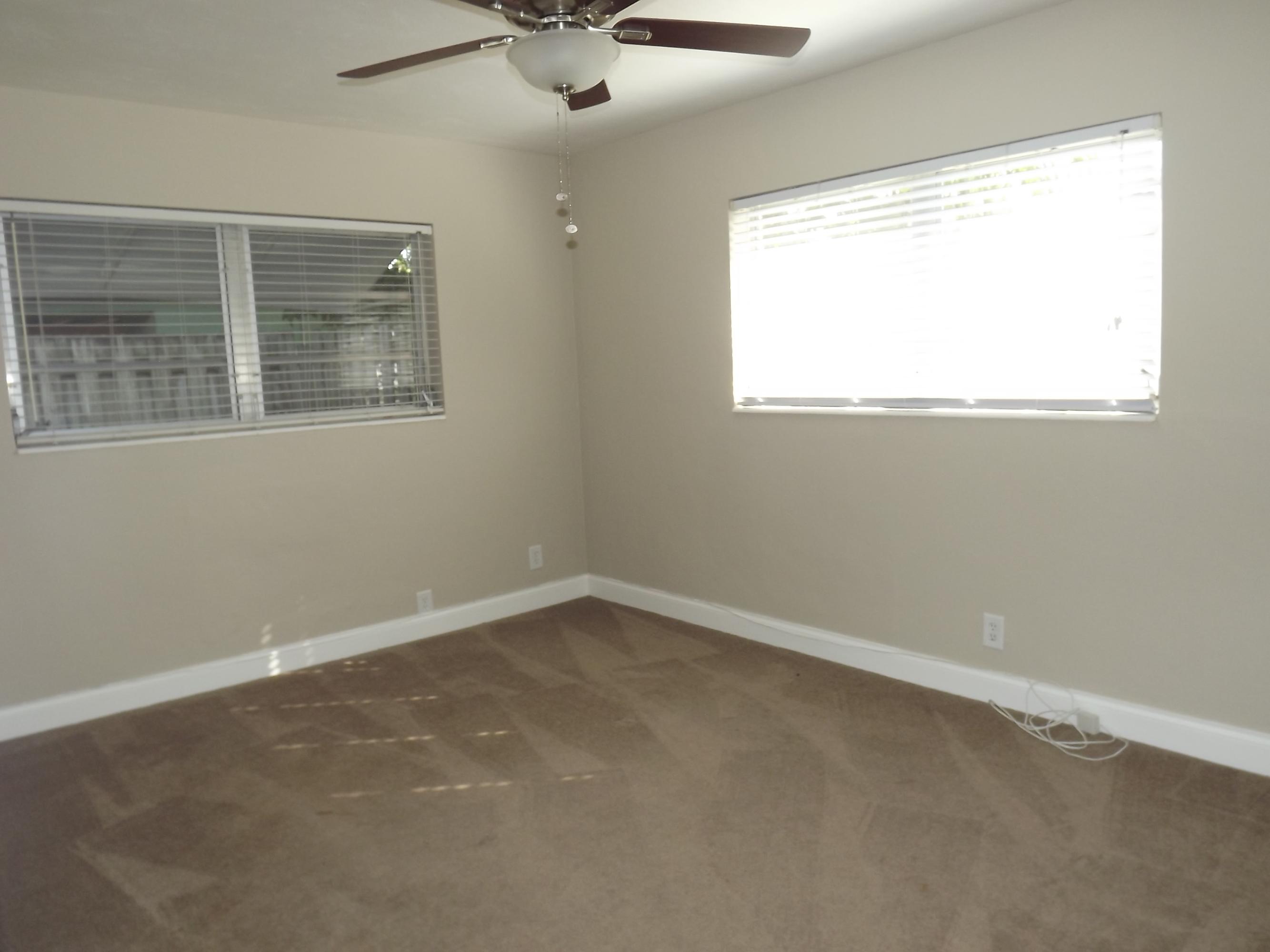 377 Northeast 24th Street Boca Raton, FL 33431 - Photo 13 of 20 GUEST BEDROOM