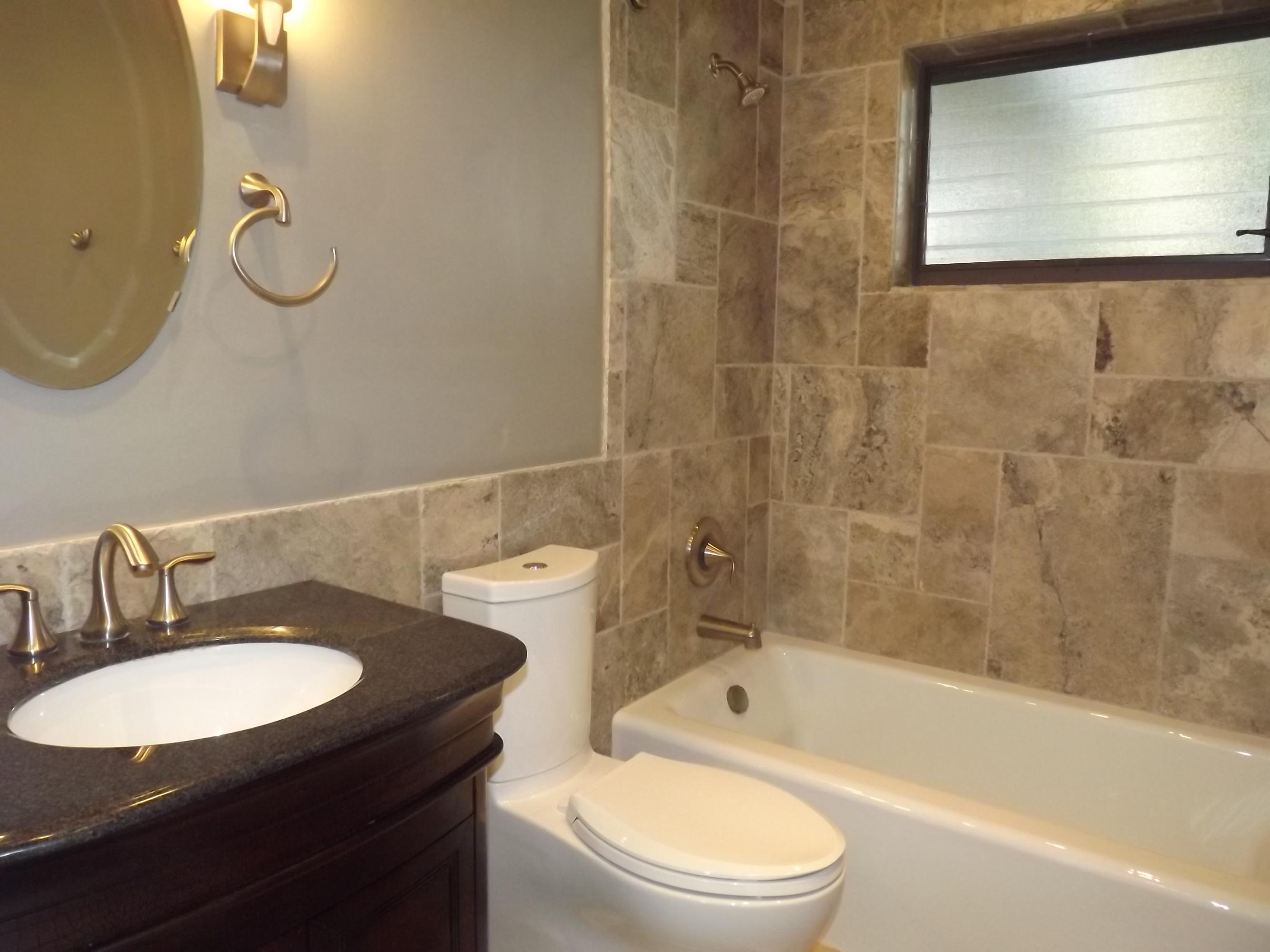 377 Northeast 24th Street Boca Raton, FL 33431 - Photo 14 of 20 GUEST BATHROOM