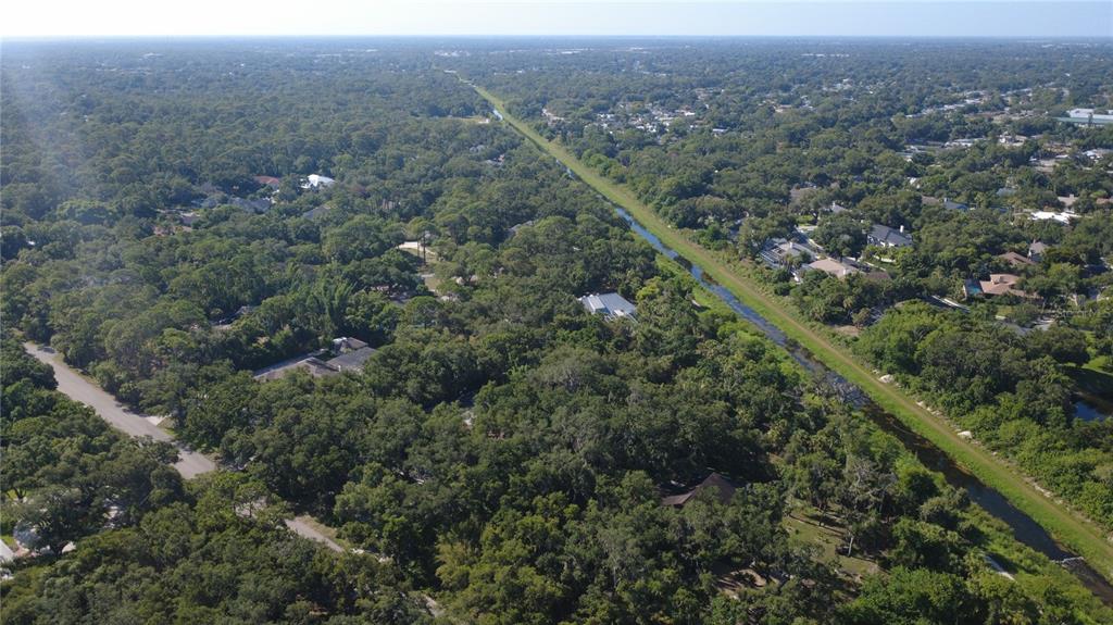 4632 Stone Ridge Trail Sarasota, FL 34232 - Photo 4 of 15 an aerial view of forest