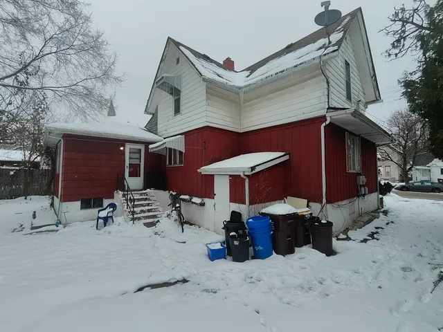 a view of a house with a patio