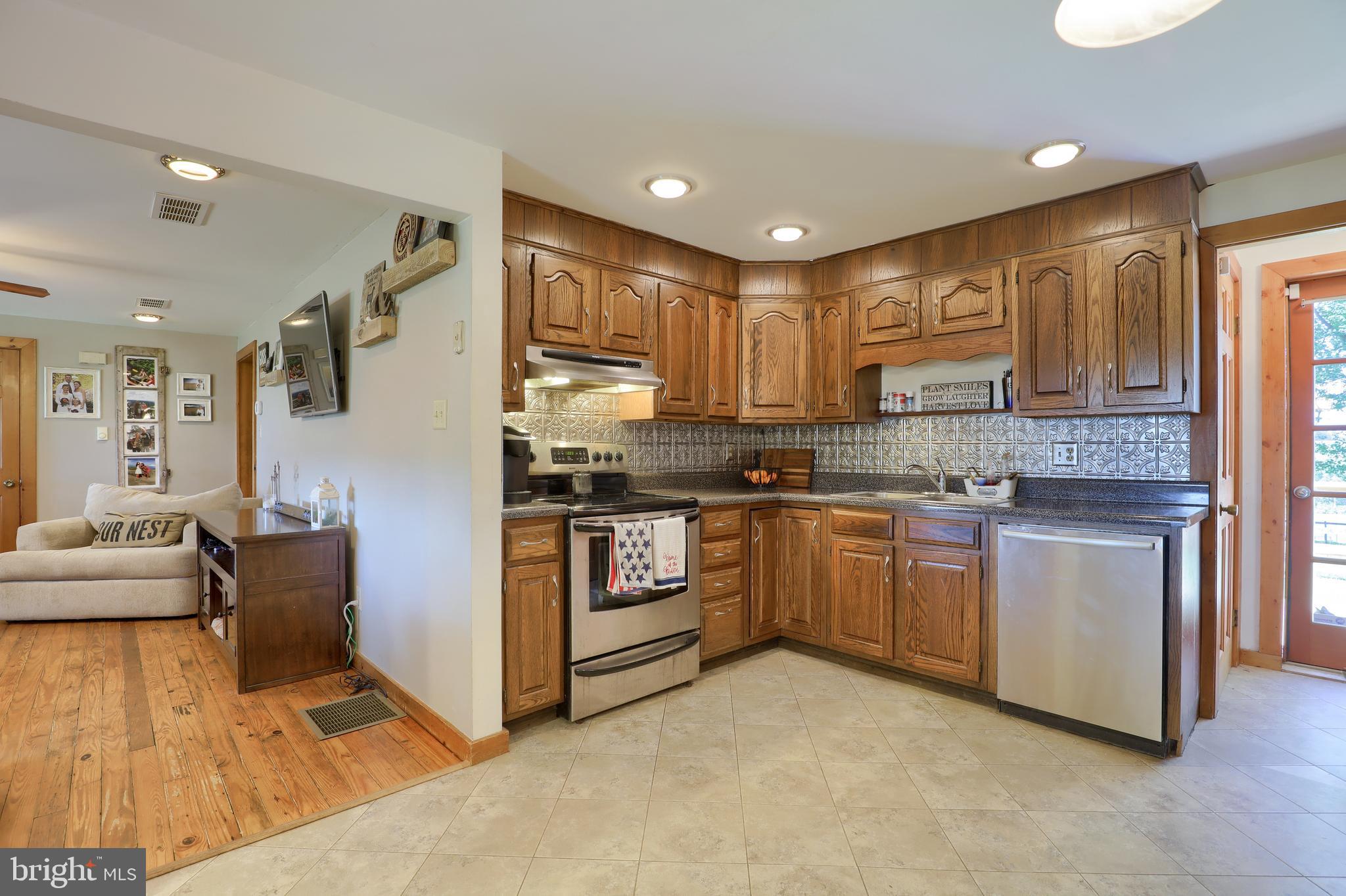 2499 Noble Road Kirkwood, PA 17536 - Photo 9 of 51