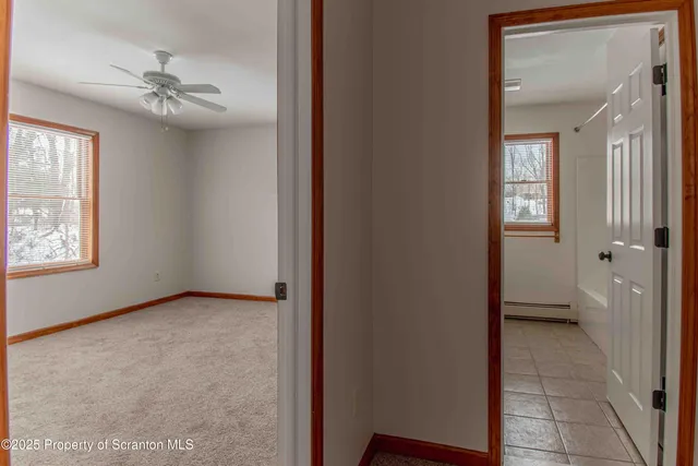 $1,950 | 4005-4007 Pond View Drive, Clarks Summit, PA 18411