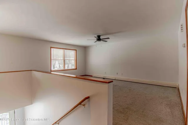 $1,950 | 4005-4007 Pond View Drive, Clarks Summit, PA 18411