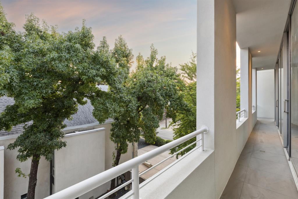 4446 Abbott Avenue Dallas, TX 75205 - Photo 27 of 31