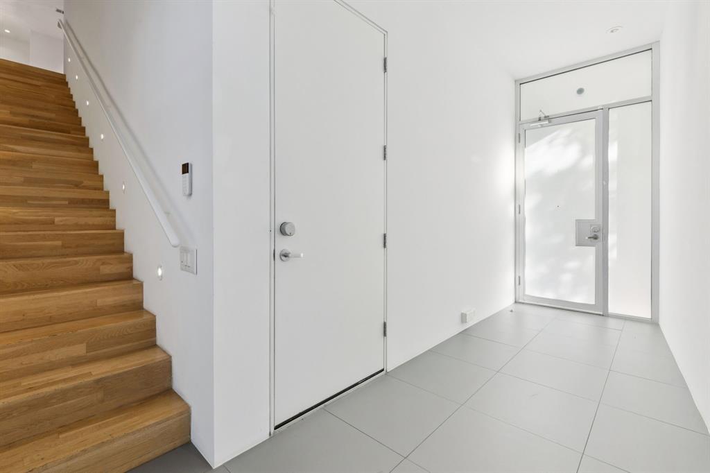 4446 Abbott Avenue Dallas, TX 75205 - Photo 4 of 31