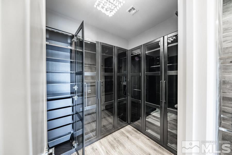 9405 Stony Hill Road Reno, NV 89521 - Photo 23 of 37 a view of walk in closet