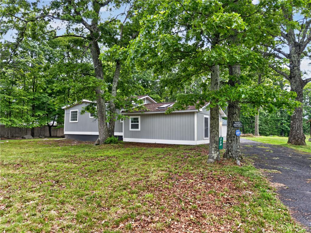 229 Pocono Boulevard Bushkill, PA 18324 - Photo 34 of 37