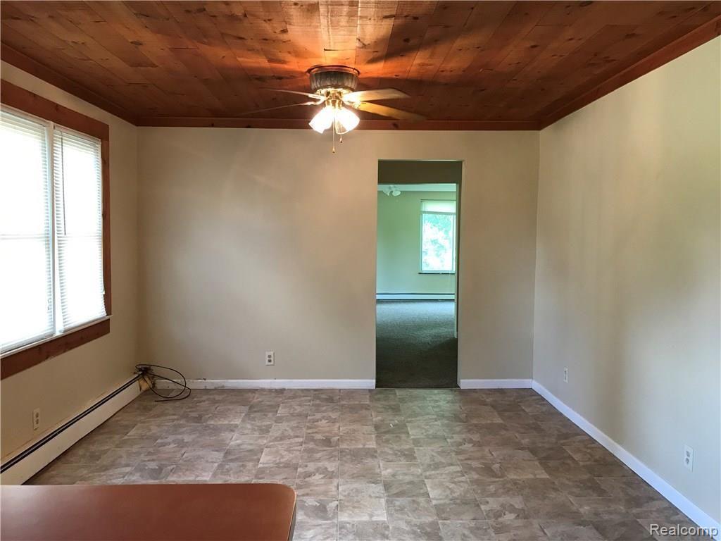 1323 Lamb Road Troy, MI 48085 - Photo 5 of 20 2017-09-06 13.31