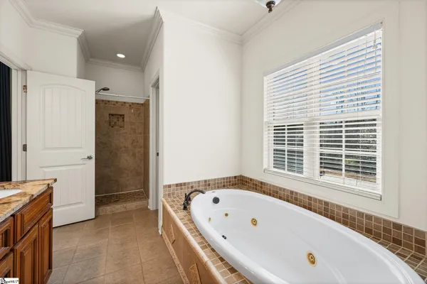 $625,000 | 240 Clearridge Way, Greer, SC 29651