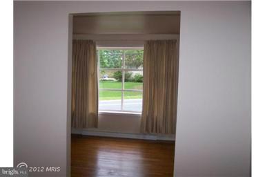 106 South Ritters Lane Owings Mills, MD 21117 - Photo 16 of 29 Living Room