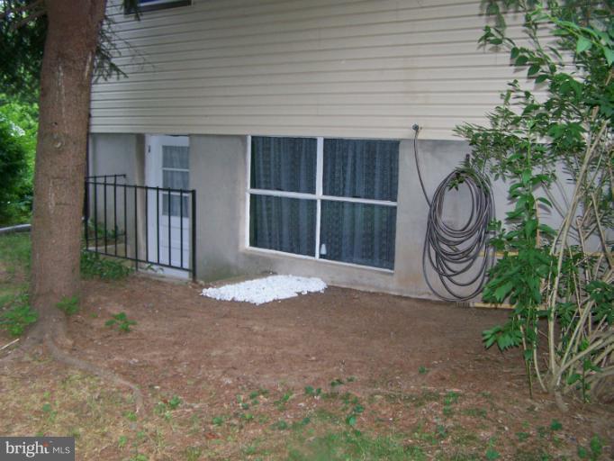 106 South Ritters Lane Owings Mills, MD 21117 - Photo 9 of 29 Exterior (Rear)