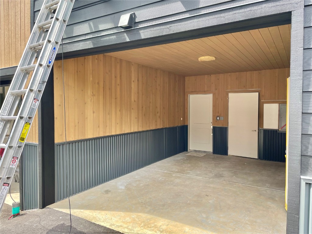 620 Montezuma Road, Unit B2 Keystone, CO 80435 - Photo 9 of 25 Photos are of a similar property. This townhome includes one covered parking space and one surface space, along with ample lockable storage in the garage. Final finishes and color schemes may vary from those shown.