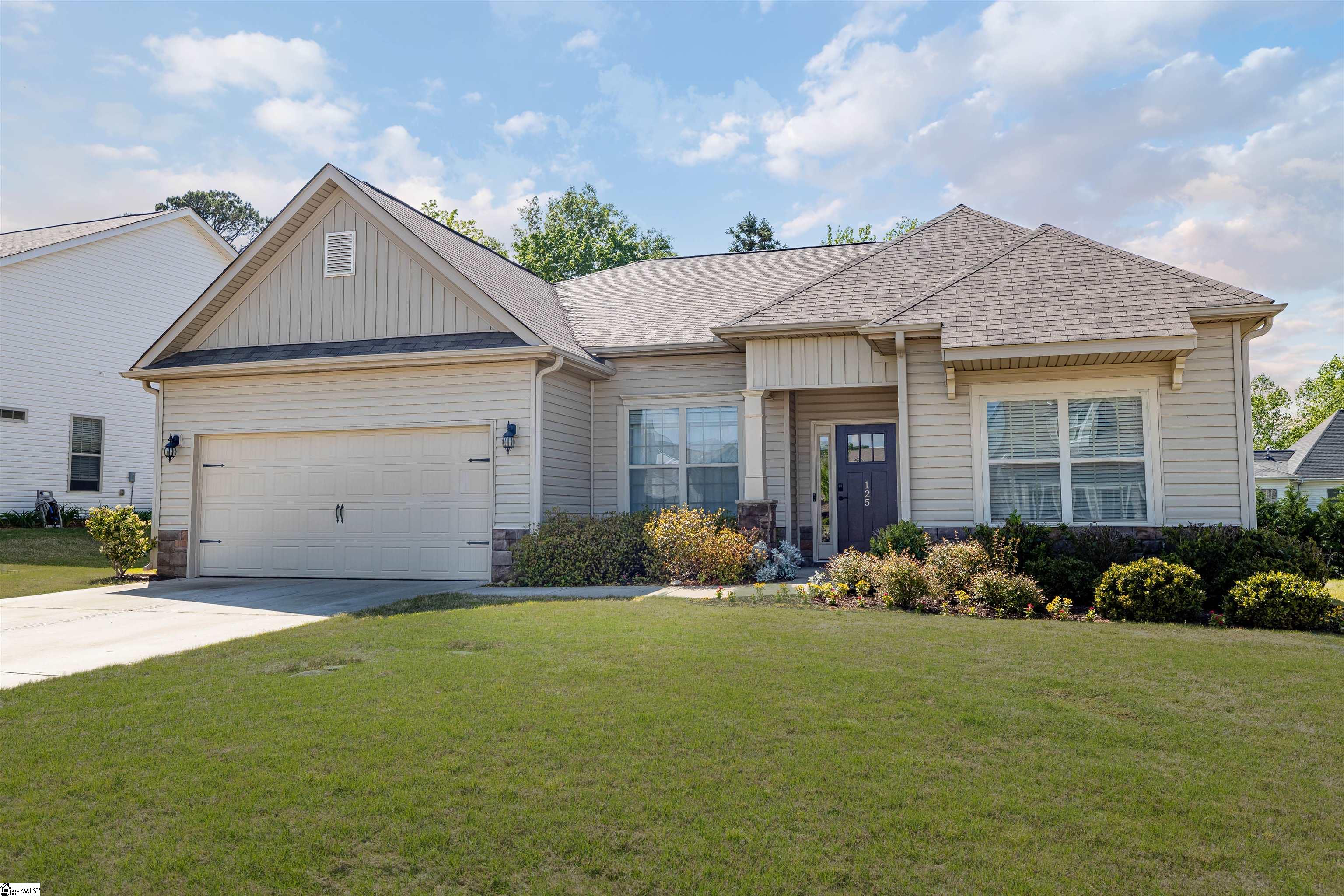 125 Wildflower Road Easley, SC 29642 - Photo 1 of 30