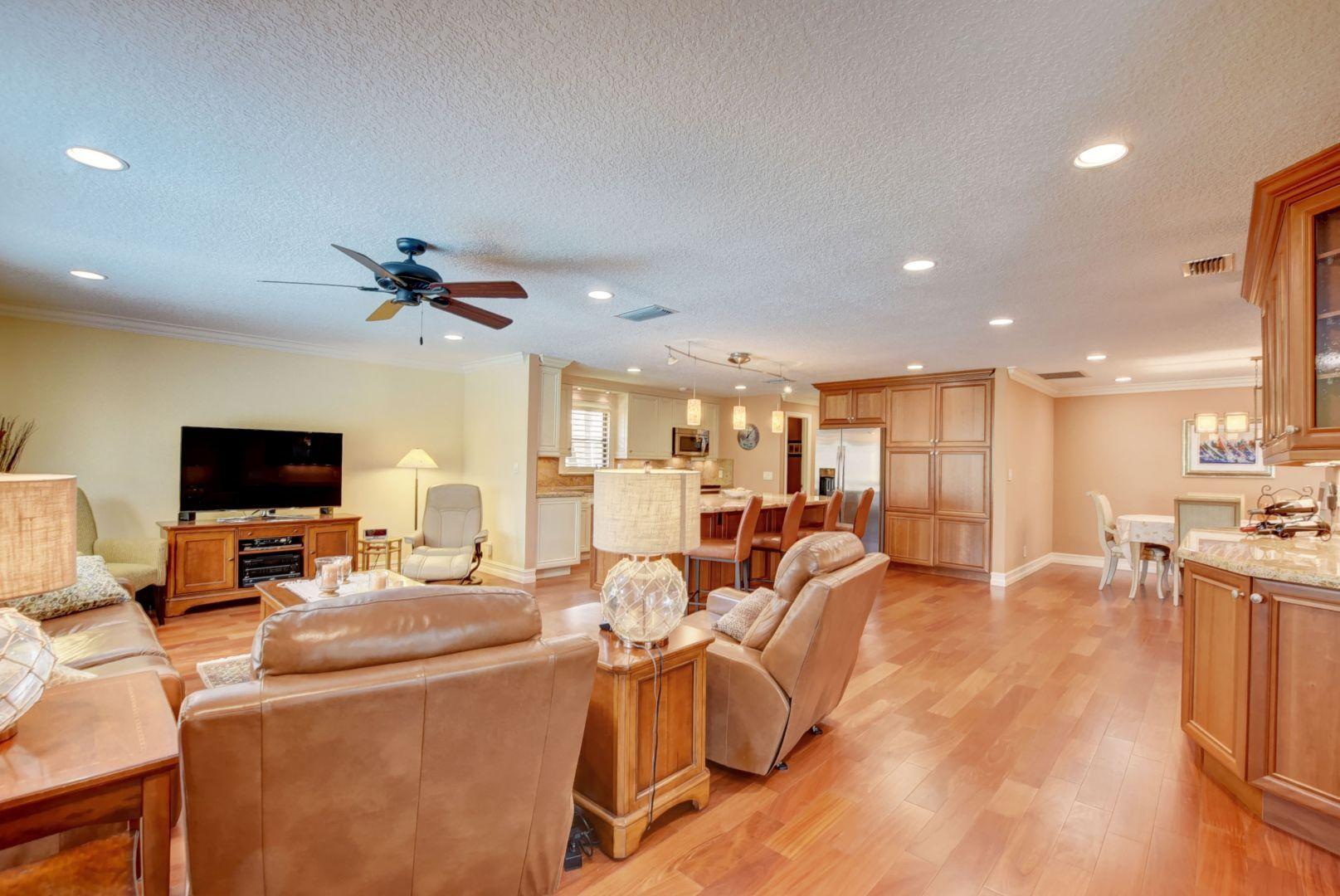 1481 Southwest 21st Lane Boca Raton, FL 33486 - Photo 19 of 43 FAMILY ROOM