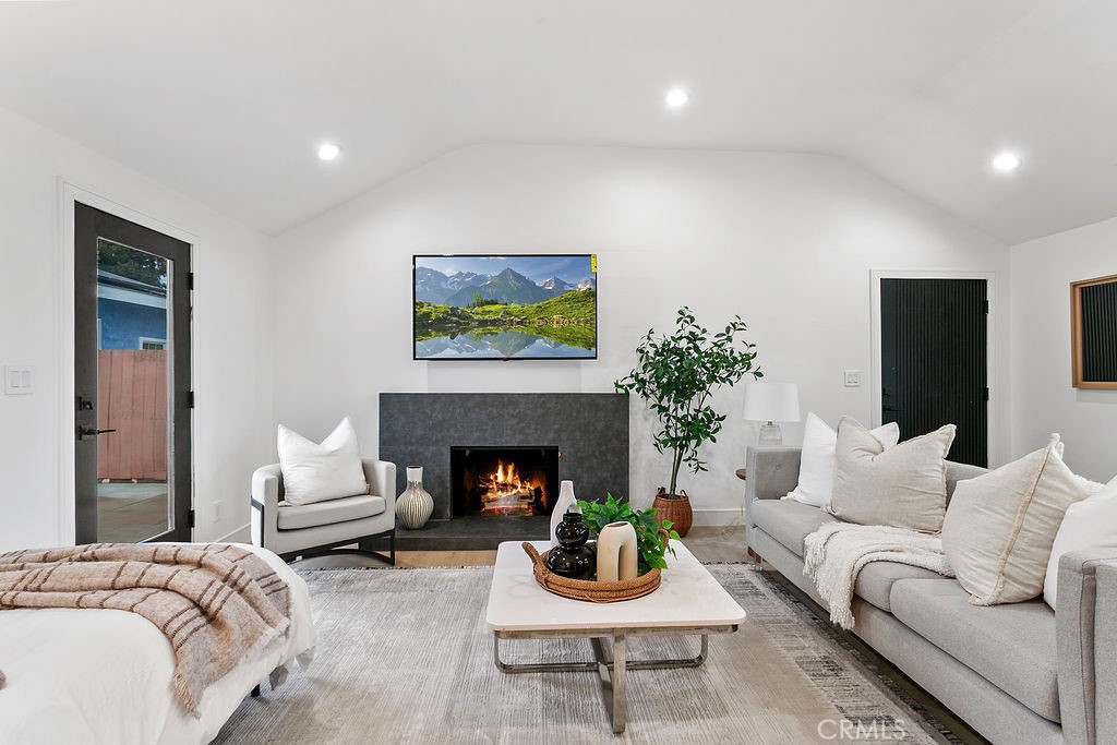 6091 Navajo Road Westminster, CA 92683 - Photo 33 of 50