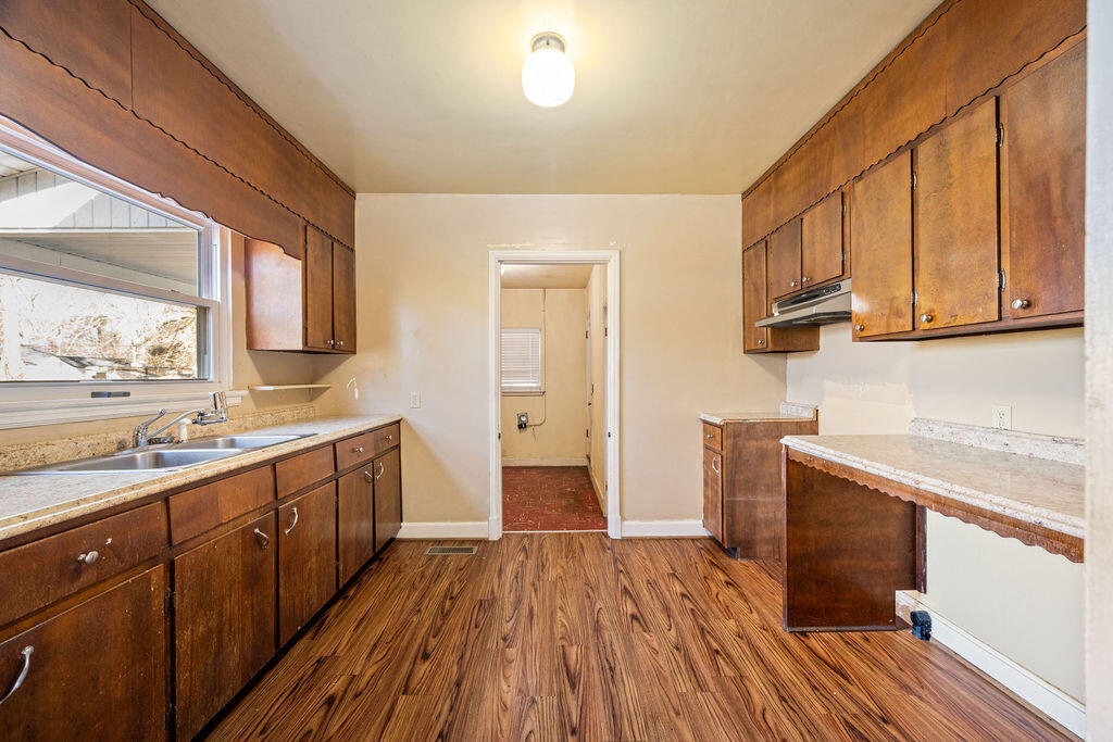 613 North Moore Road Chattanooga, TN 37411 - Photo 8 of 23 613NMoore-9