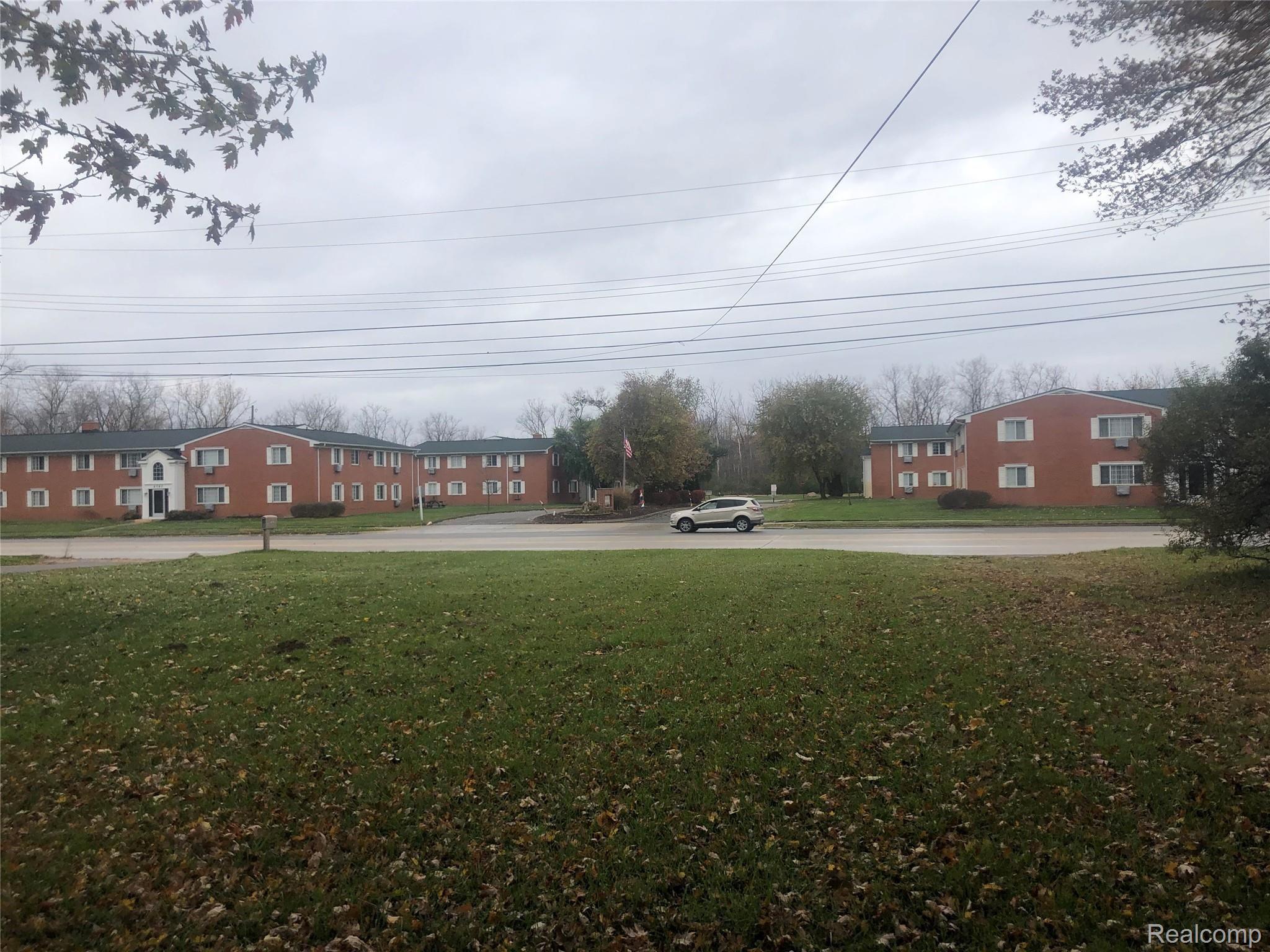 6755 Merriman Road Romulus, MI 48174 - Photo 4 of 19 IMG_4460.JPG