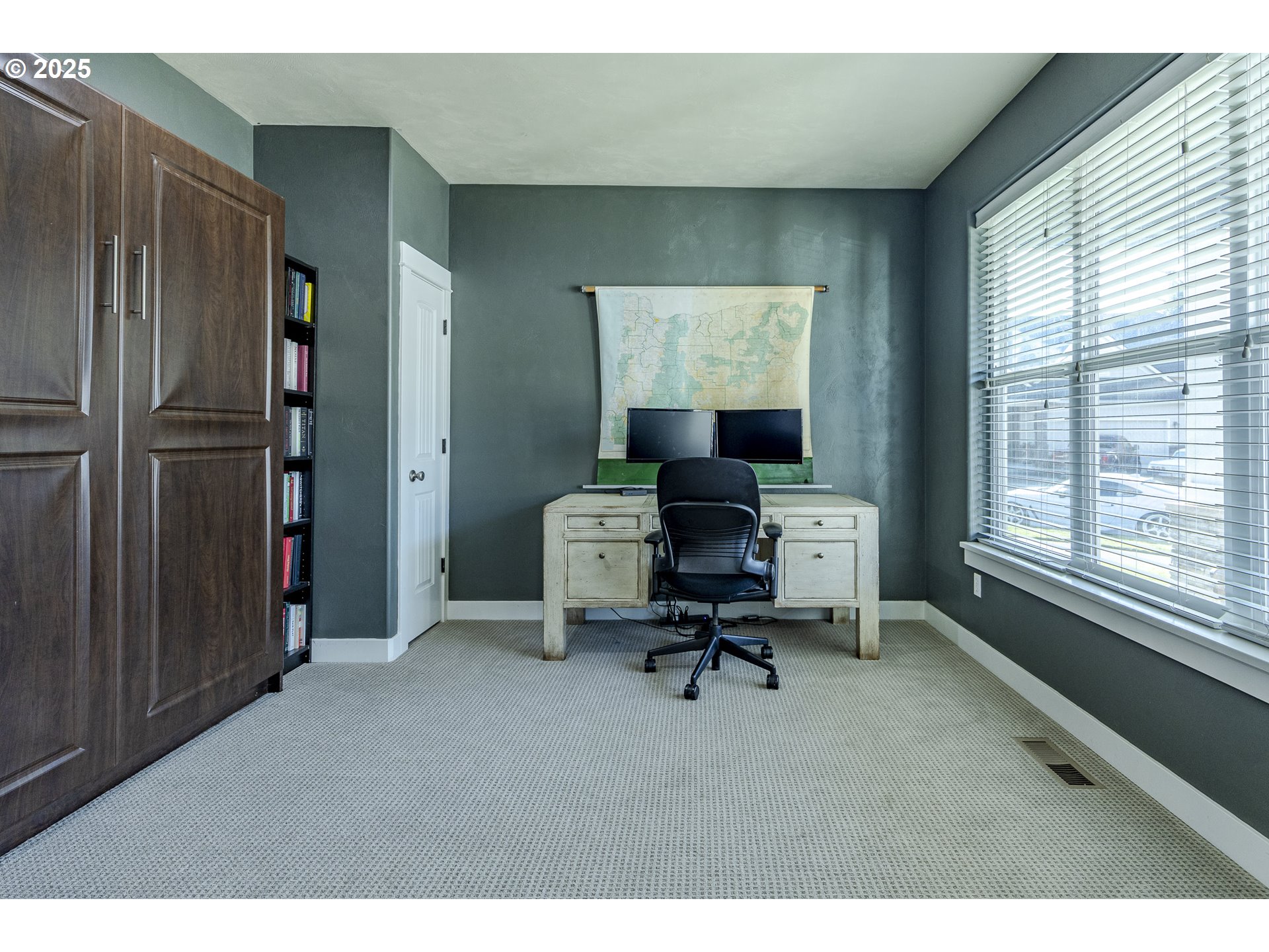2409 Crowther Drive Eugene, OR 97404 - Photo 6 of 48 a workspace with furniture and a window