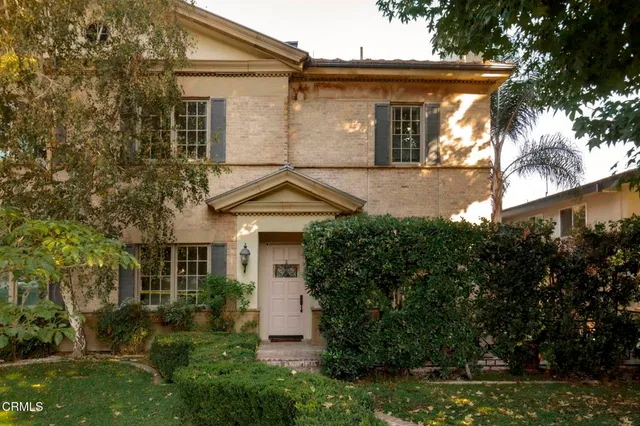 front view of house with a yard