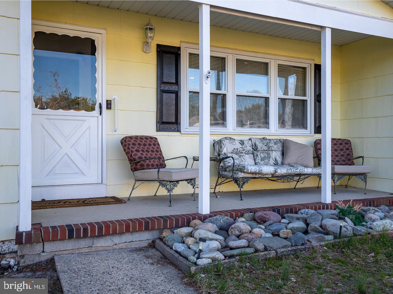 134 Georgetown Road Toms River, NJ 08757 - Photo 3 of 34