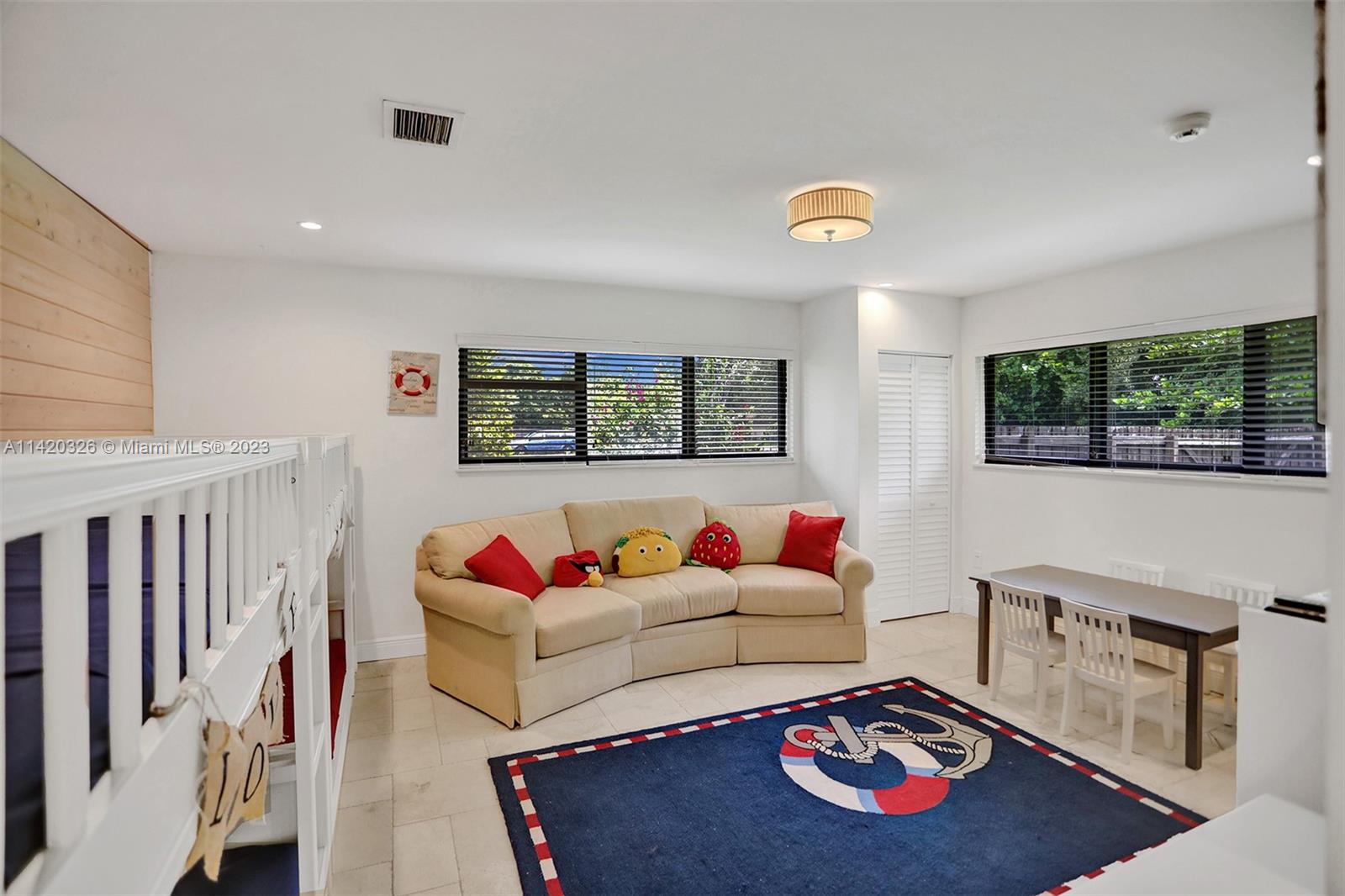 9890 Southwest 138th Street Miami, FL 33176 - Photo 11 of 39