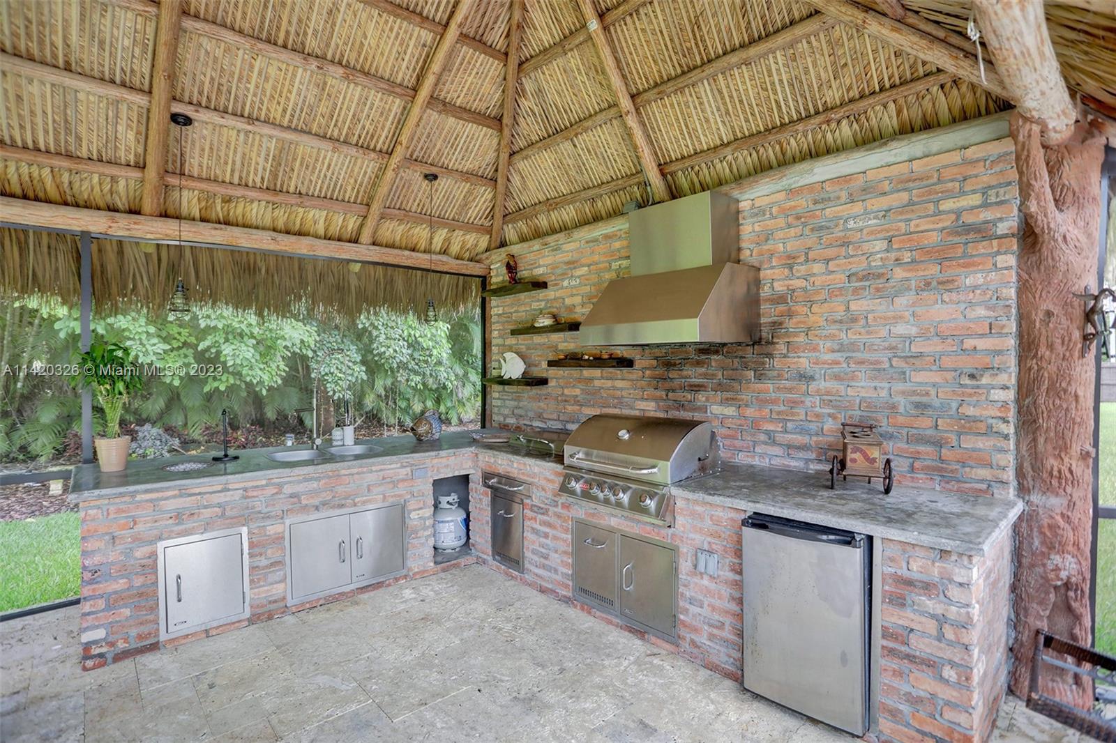 9890 Southwest 138th Street Miami, FL 33176 - Photo 27 of 39