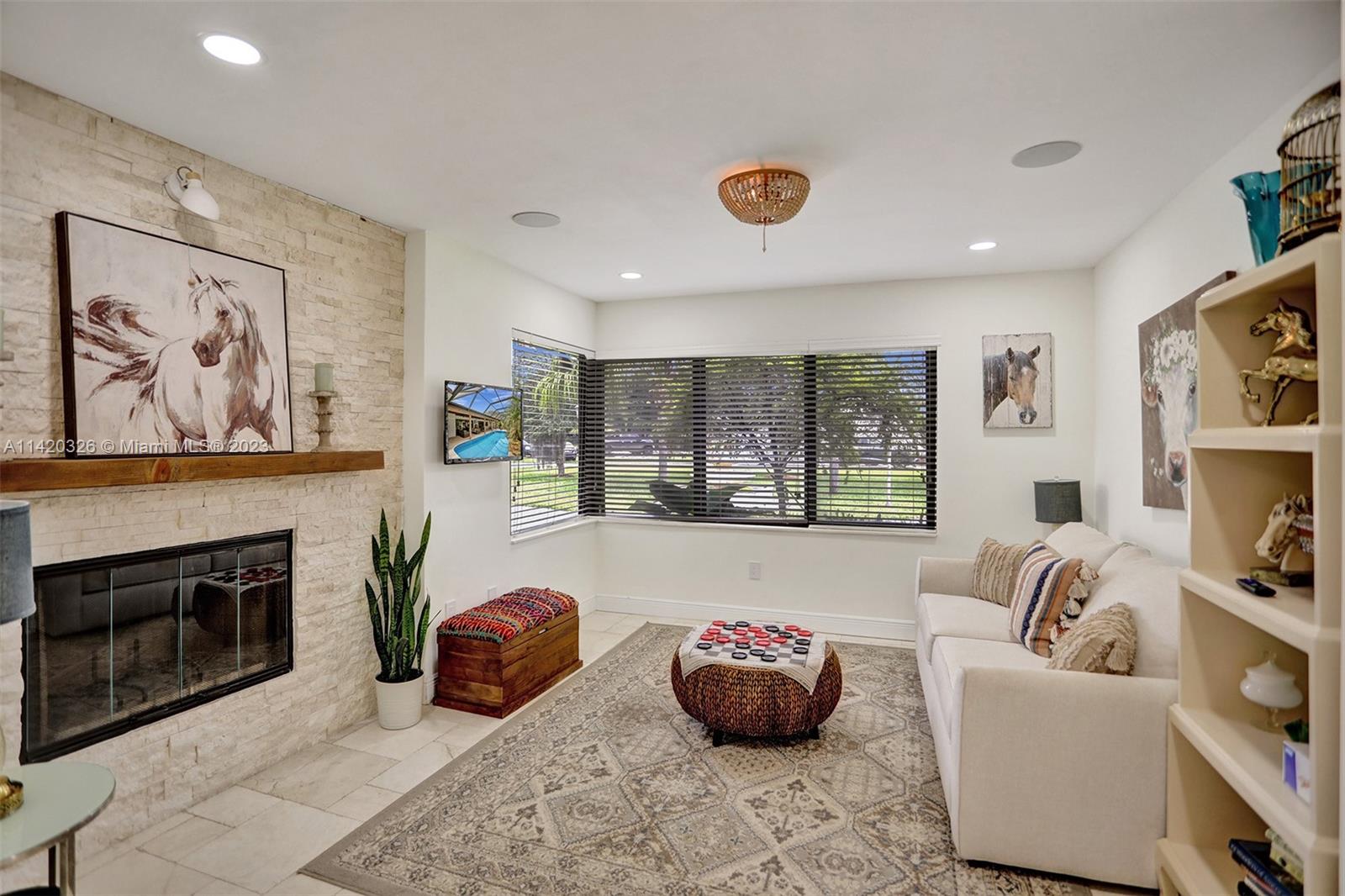 9890 Southwest 138th Street Miami, FL 33176 - Photo 9 of 39