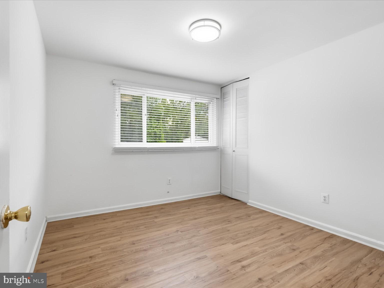 6818 Rolling Road Springfield, VA 22152 - Photo 13 of 31 Bedroom #3