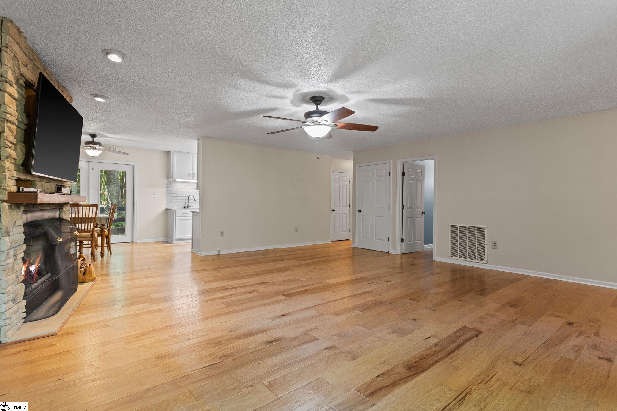 56 Cardinal Circle Tryon, NC 28782 - Photo 8 of 33
