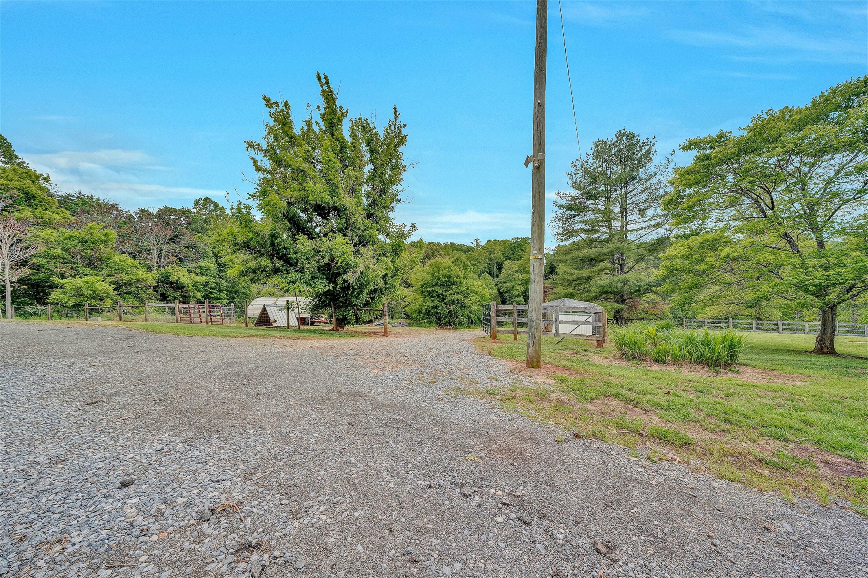 3835 Hardy Road Hardy, VA 24101 - Photo 31 of 58 31-VM-09324