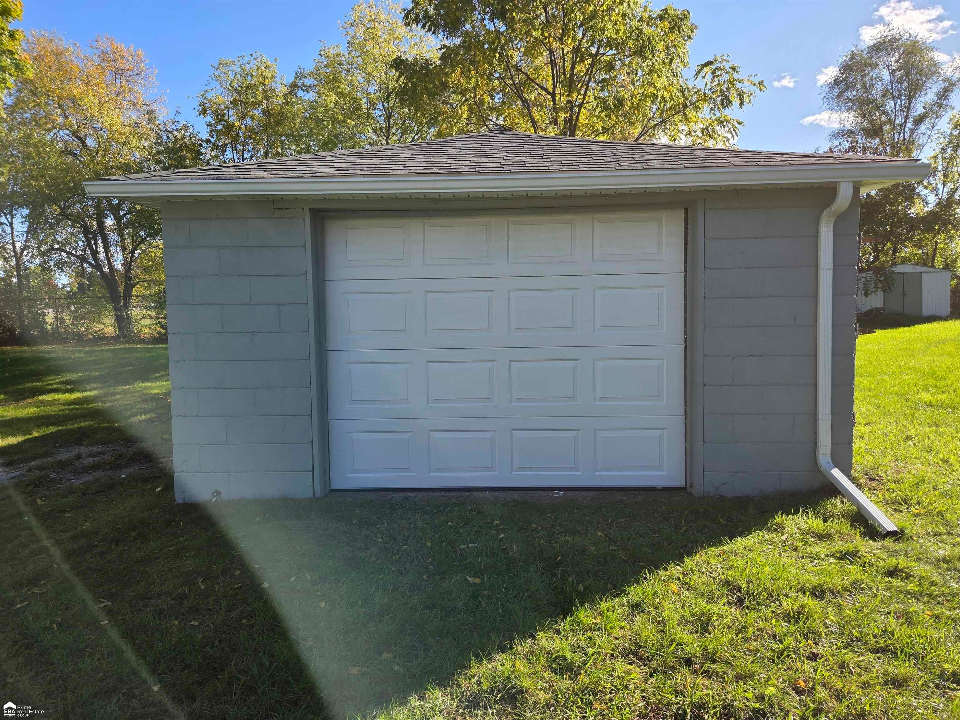 906 Maple Street Mount Morris, MI 48458 - Photo 3 of 21 Gallery Image 3