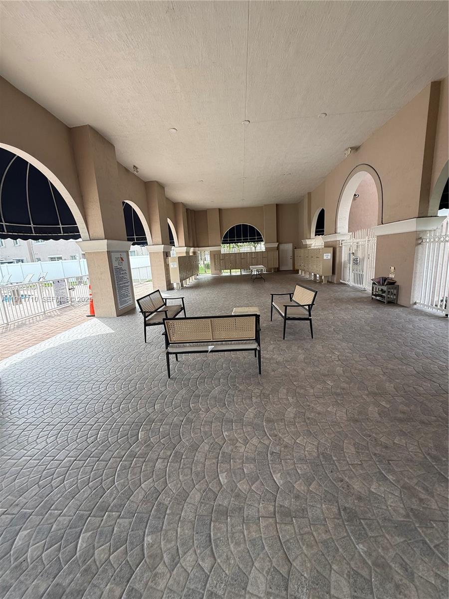 27450 Southwest 138th Path Homestead, FL 33032 - Photo 11 of 34 Common Area