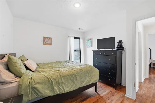 $365,000 | 150 West Lanesfield Street, Gardner, KS 66030