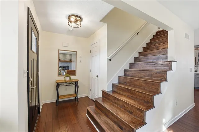 $365,000 | 150 West Lanesfield Street, Gardner, KS 66030