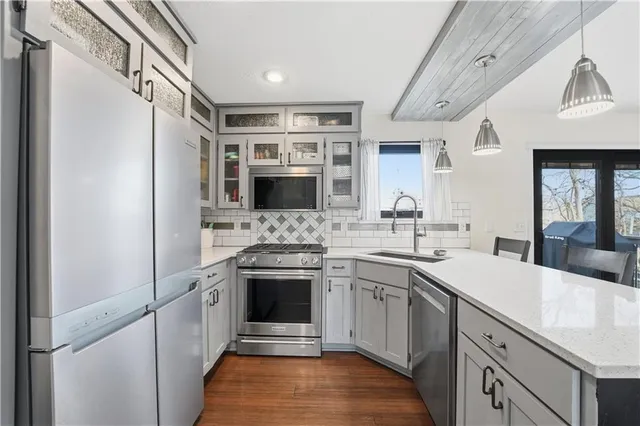 $365,000 | 150 West Lanesfield Street, Gardner, KS 66030