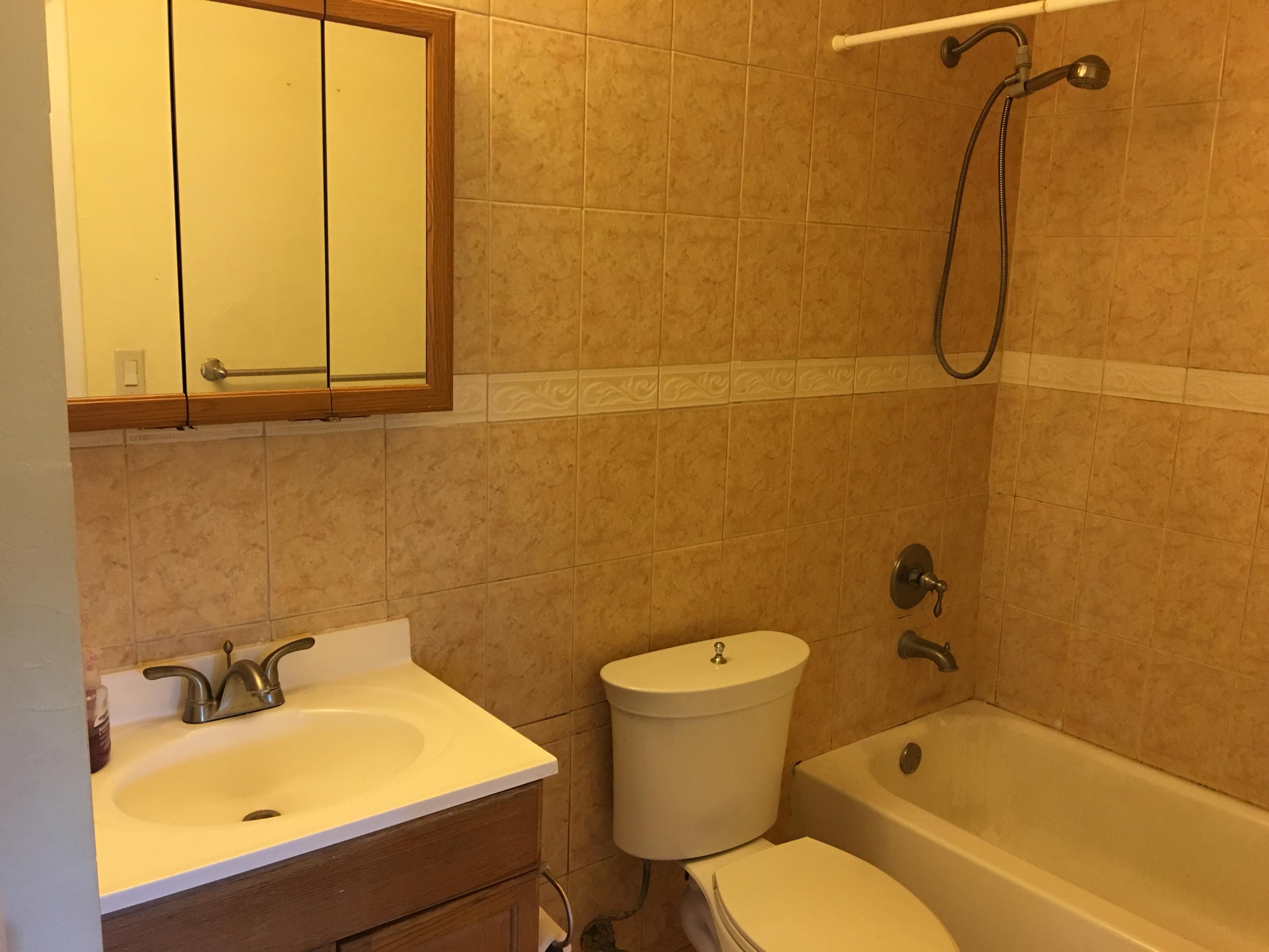 1089 Benoist Farms Road, Unit 306 Royal Palm Beach, FL 33411 - Photo 9 of 9 Bath