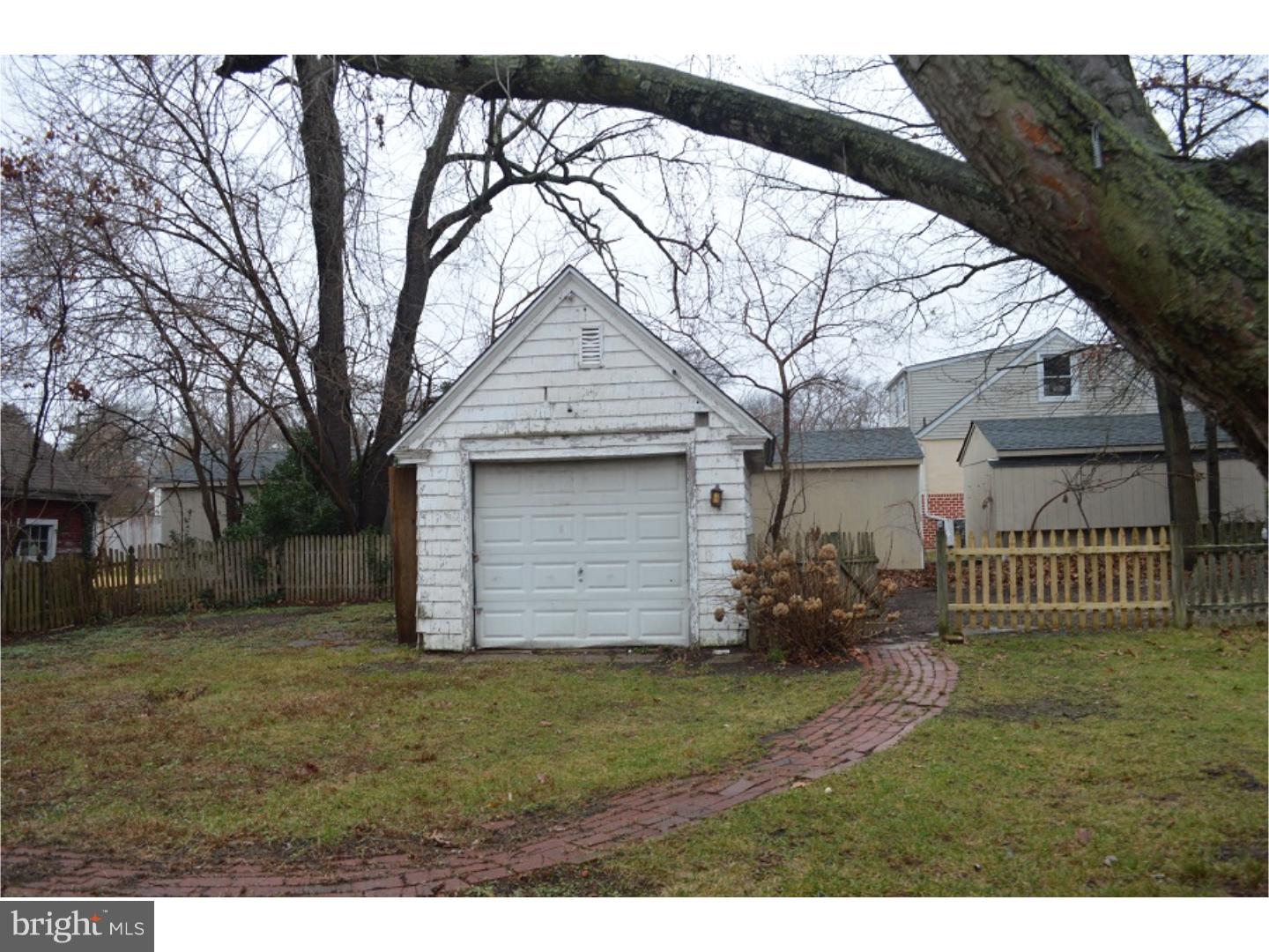 336 Edsam Avenue Pitman, NJ 08071 - Photo 3 of 15 Gallery Image 3