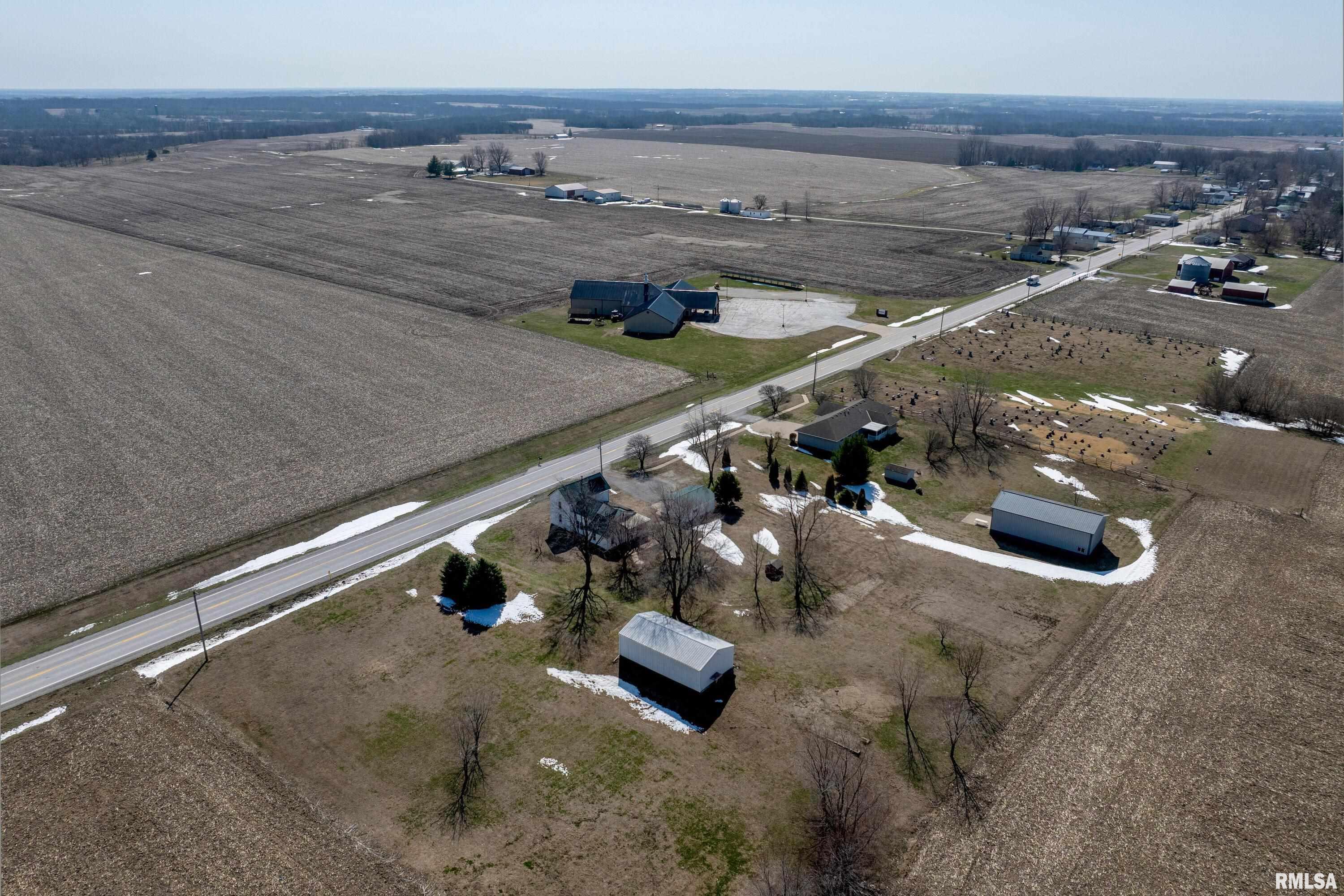 2911 Highway 96 Sutter, IL 62373 - Photo 11 of 26