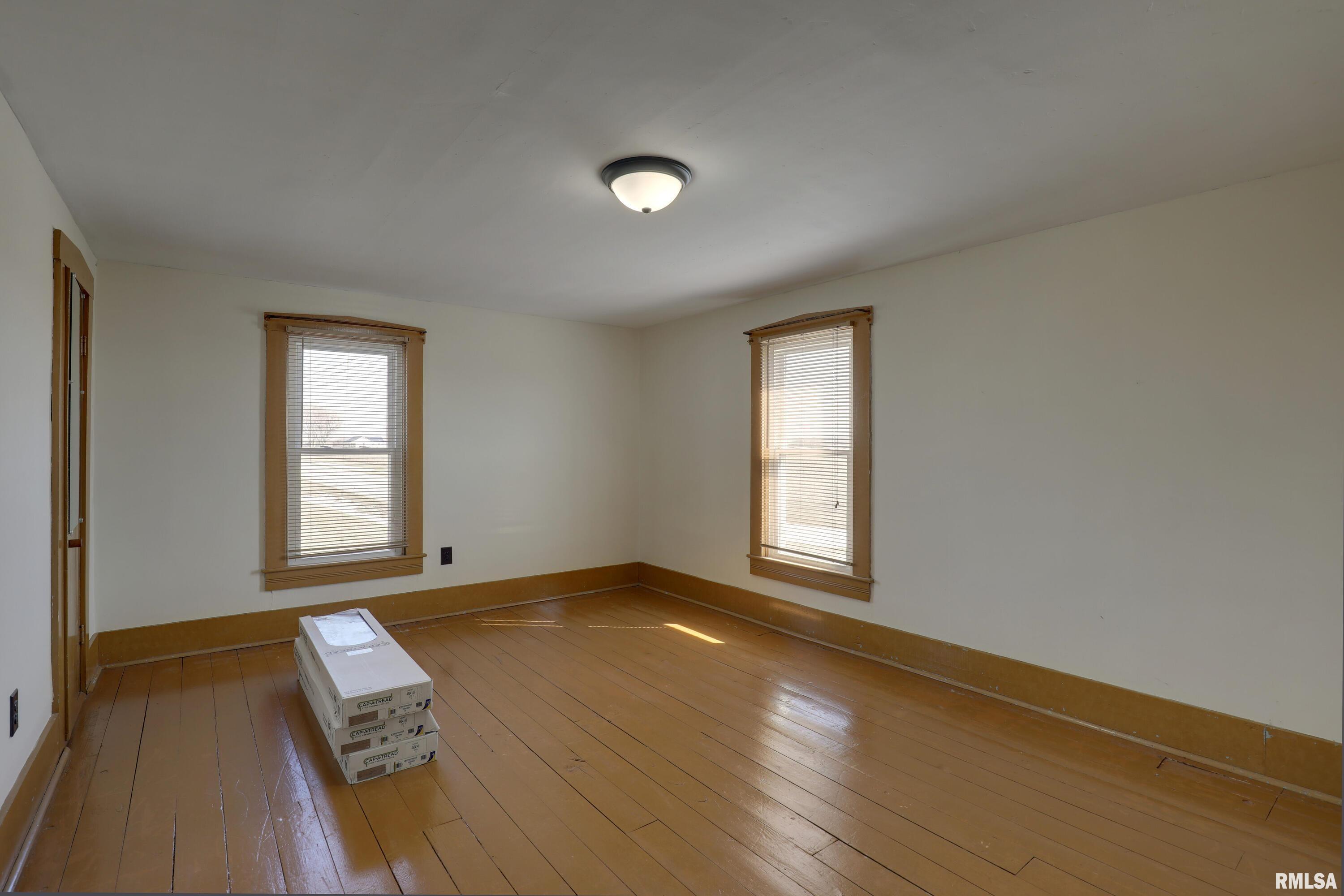 2911 Highway 96 Sutter, IL 62373 - Photo 20 of 26