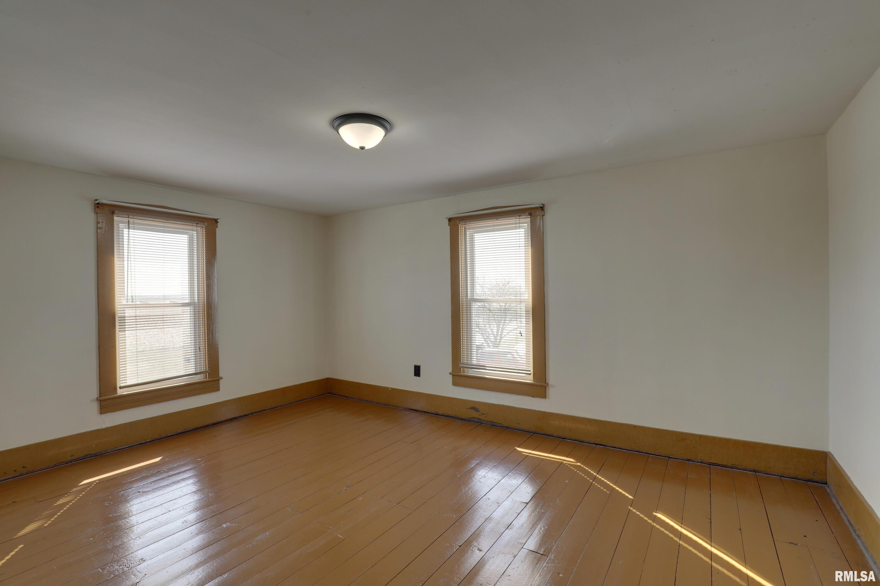 2911 Highway 96 Sutter, IL 62373 - Photo 22 of 26