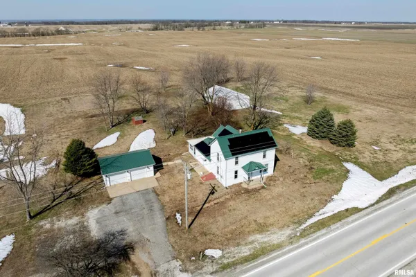$225,000 | 2911 Highway 96, Sutter, IL 62373