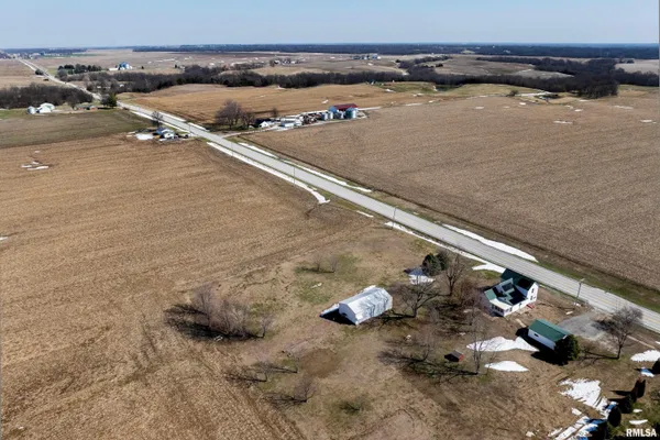 $225,000 | 2911 Highway 96, Sutter, IL 62373