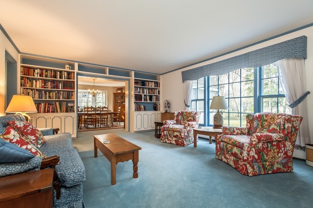 2089 Winnetka Road Northfield, IL 60093 - Photo 2 of 15 a living room with furniture and a large window