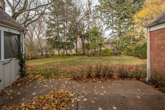 2089 Winnetka Road Northfield, IL 60093 - Photo 14 of 15 a view of a yard with wooden fence